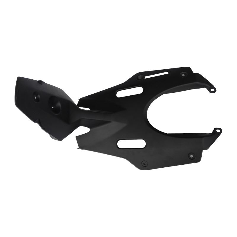 Vstrekovacia forma na zadný blatník motocykla